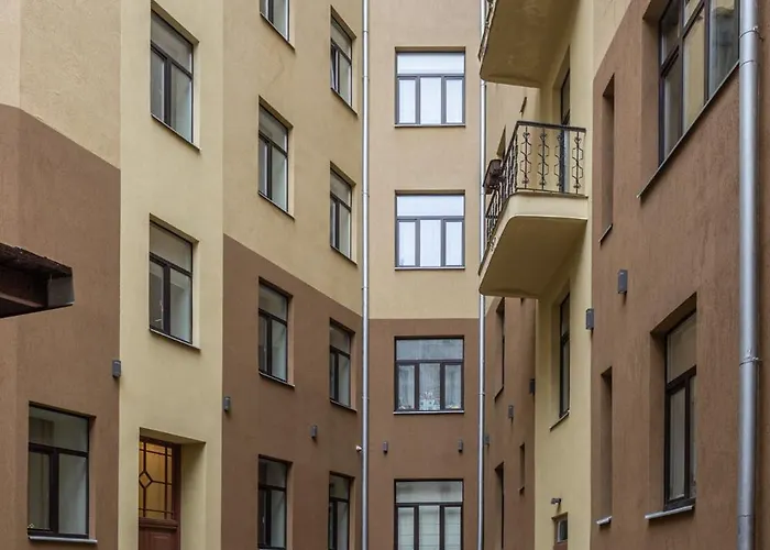 Апартаменты Affordable Centre Next To Jrt *