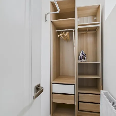 Apartman Affordable Centre Next To Jrt Riga